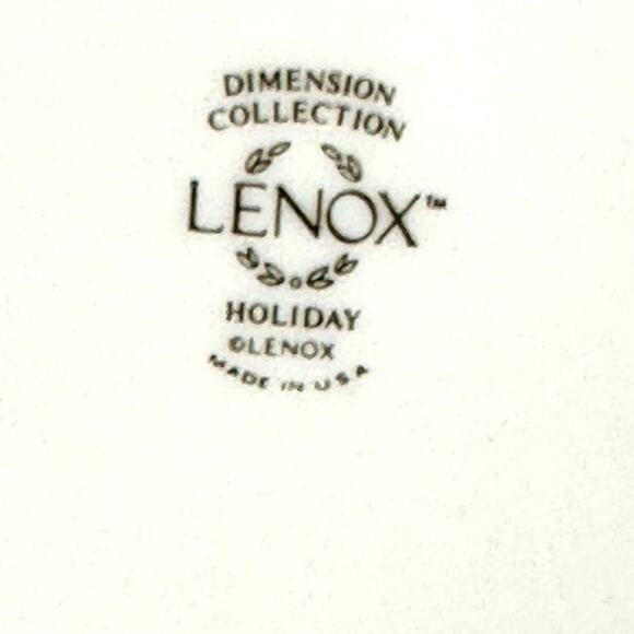 Lenox Holiday Dimension Holly Berries Gold Rim 6 3/8" Bread and Butter Plate - Picture 7 of 7